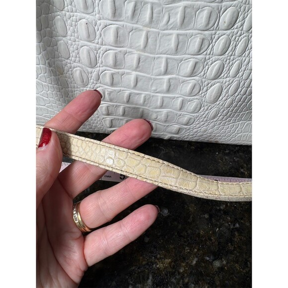 Brahmin Tote Bag Womens Large White Croc Embossed Shoulder Zip Top w/ COA - Picture 4 of 16